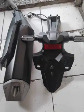 Knalpot CBR 150 R dan Spakbor Belakang