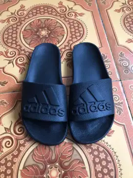 Dijual sandal adidas