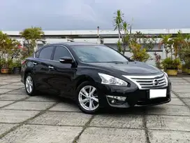 (TDP 25 JT) LOW KM ! MOBIL SEDAN TERNYAMAN DI KELASNYA ! NISSAN TEANA