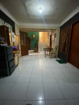 DIJUAL CEPAT RUMAH 2 lantai DI ANTAPANI KIDUL