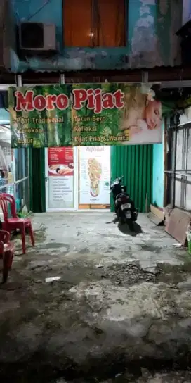 Di butuh kan pria untuk Terapis pijat &  pelayan bakso