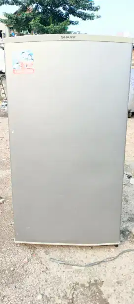 Kulkas pintu 1 Sharp kondisi normal siap pakai