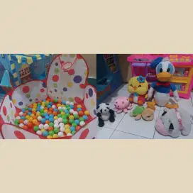 Mainan mandi bola dan boneka 6 biji