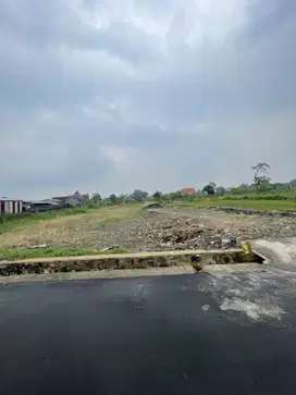 Tanah pekarangan kavling di jakal km12 dkt lapangan klidon