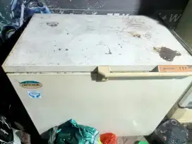 Freezer modena ex warteg