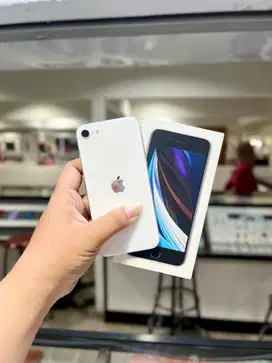 iPhone SE Gen 2 128gb Bekas Pakai Resmi iBox Kondisi Seperti Baru