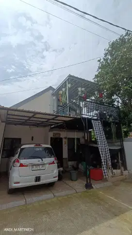 Over Kredit Cluster Tipe Mezzanine