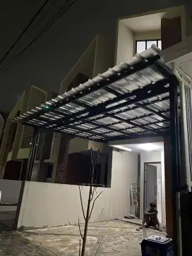 Kanopi baja ringan