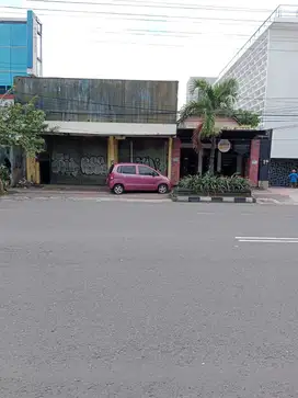 Tanah dan bangunan pinggir jalan raya diponegoro ring 1 tugu jogja