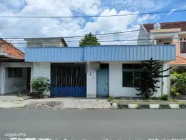 Tanah strayegis pinggir jalan utama pakualaman kodya