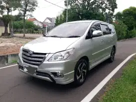 Innova e diesel manual istimewa