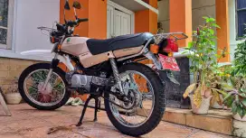 Honda Win 100 Dinas Plat Merah