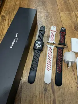 Apple watch nike series 3 42 mm black