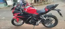 Dijual cepat Honda CBR dari pemakai kondisi sangat mulus