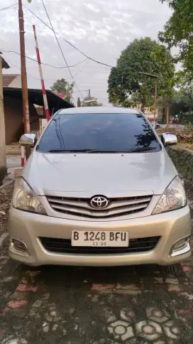 Innova J Manual 2009
