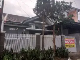RUMAH DI JUAL KOMPLEK PINGGIR JL RAYA