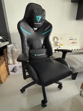 kursi gaming thunder x