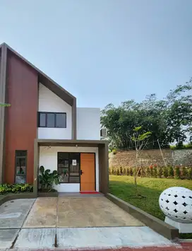Rumah mezanin di Tigaraksa, lokasi strategis, kawasan aktif dan ramai.