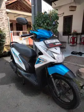 Honda beat esp Gress tahun 2015 siap pakai