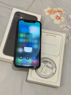 Dijual Iphone 11 Black 64GB Resmi Ibox Lengkap