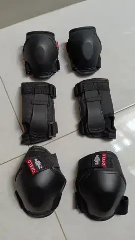 Set pelindung tangan dan kaki sepeda anak