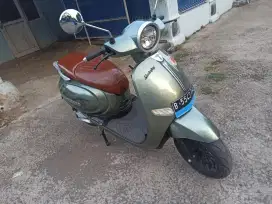Molis Uwinfly T5 motor listrik