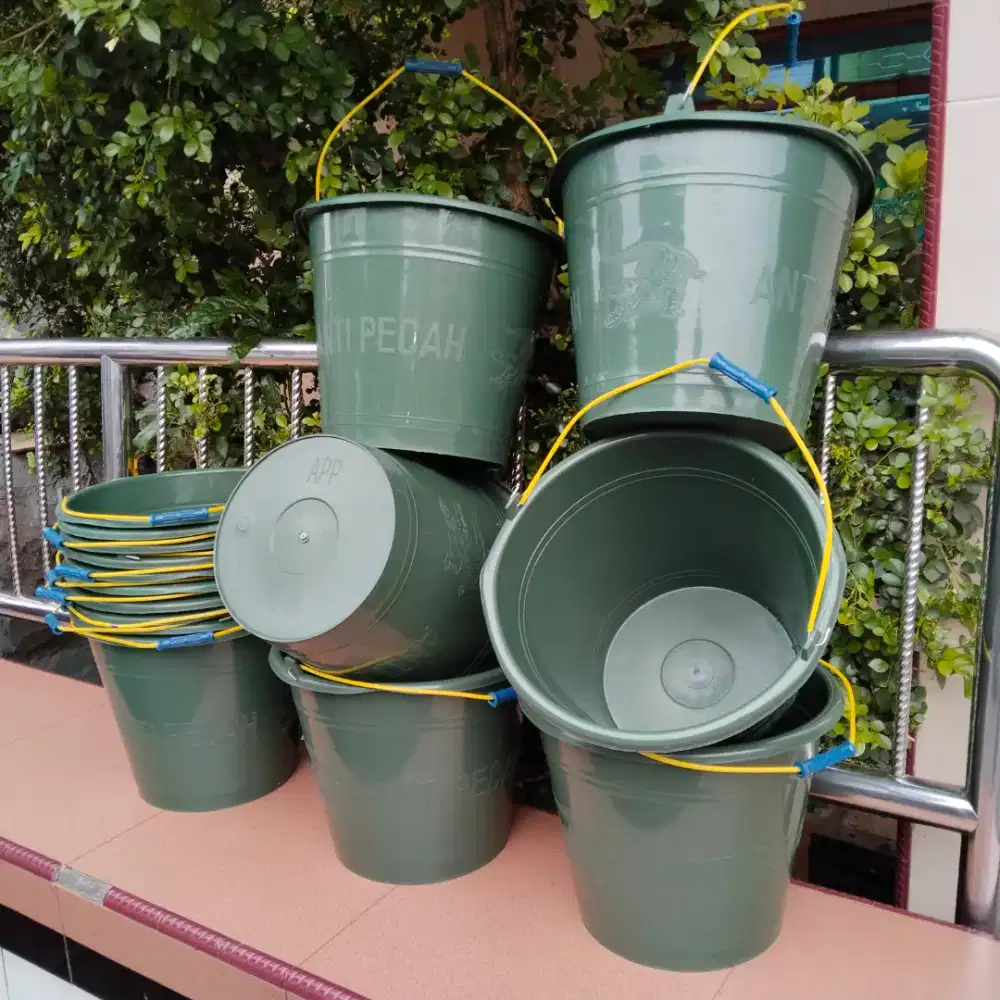 12 Pcs Timba Air Plastik Hijau 16,5 Liter nomor 24