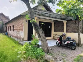 Rumah di Kontrakan