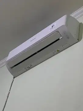 Air Conditioning (AC) SHARP 1/2 PK