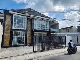 Rumah kost ekslusif 73 kamar tidur jalan kaliurang KM 13 UII
