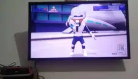 TV sharp 32in,STB & Antena digital