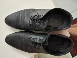 SEPATU SECOND Pantofel