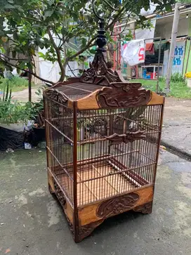 Sangkar burung Ukir masih bagus