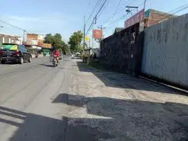 Jual Gudang Jalan Parangtritis Yogyakarta