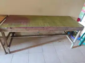 Dua Meja jualan/usaha (beli 2 harga 400 rb)