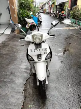 Piaggio Liberty tahun 2012 Mesin Halus Pajak Panjang