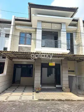 JUAL RUMAH MINIMALIS MODERN MANYAR TOMPOTIKA