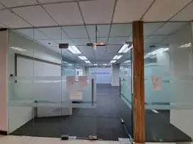 SEWA KANTOR DI SUDIRMAN JAKARTA PUSAT MAYAPADA 223M2 PARTISI