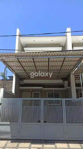 JUAL RUMAH MINIMALIS SIAP HUNI MANYAR JAYA