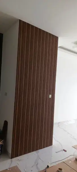Pintu kamuflase WPC