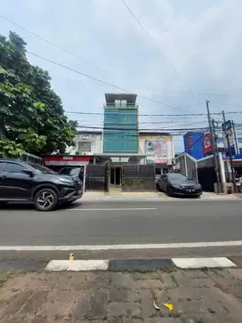 Di Jual Gedung Kantor 4.5 lantai di Tebet Barat Jakarta Selatan