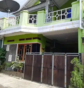 Dijual Rumah 2 Lantai di Jl Veteran Perum Usman Kota Purwakarta