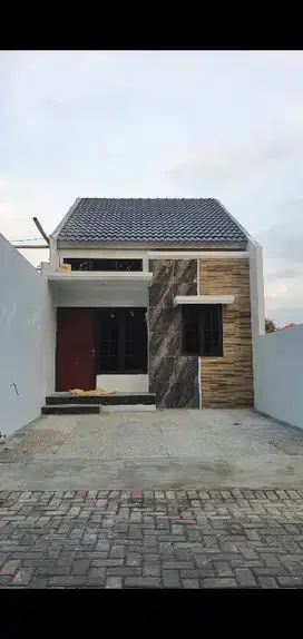 Rumah Siap Huni T.59/90 m2 Belakang Hotel Horison Majapahit