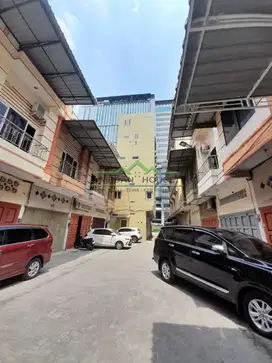 KOSTAN UNPRI JLN. SAMPUL - AYAHANDA