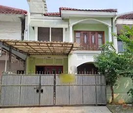 Rumah 2 Lantai Lokasi Strategis di Jual di Cakung, Jakarta Timur