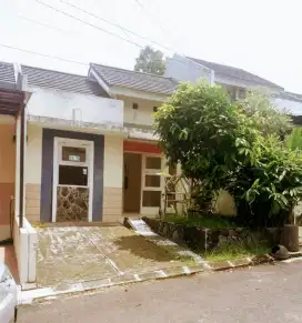 Jual Rumah Di Serpong Green Park Dekat Akses Toll BSD