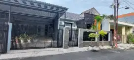 RUMAH DI JUAL  PLUS ISI