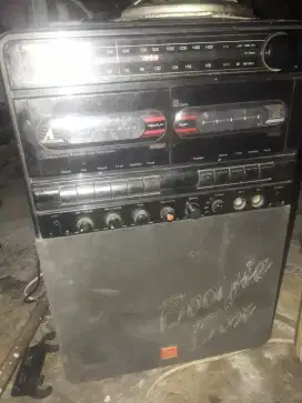 Radio tape boogie box