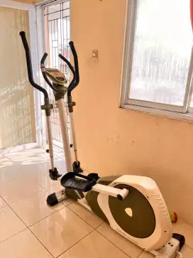 Nova Nsx Cross Trainer