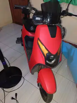 Sepeda Listrik Mulus Batre Awet! Siap pakai, harga nego sampai deal!!